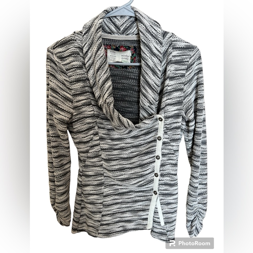 Anthropology Saturday Sunday sweater grey size medium